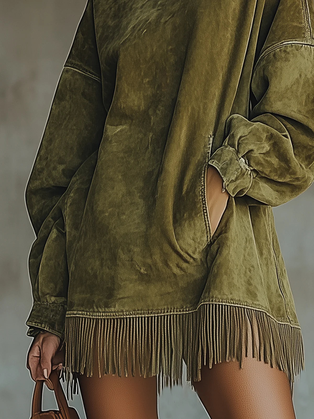 Gabrielle | Robe effet daim à col haut et franges