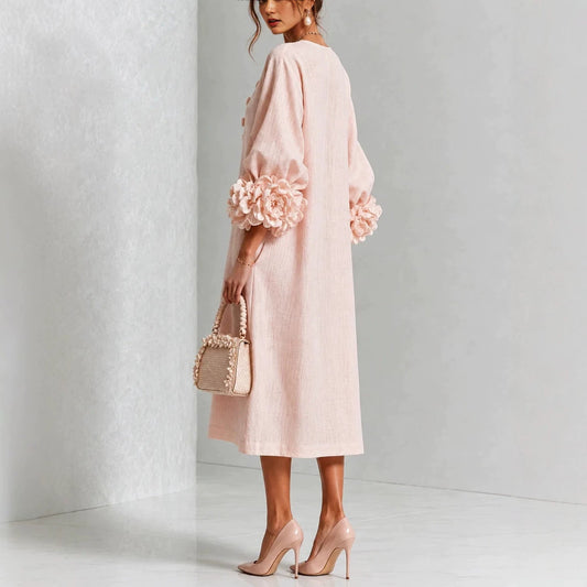 Vestido Midi Floral IVY, detalle de las mangas con puño de rosa