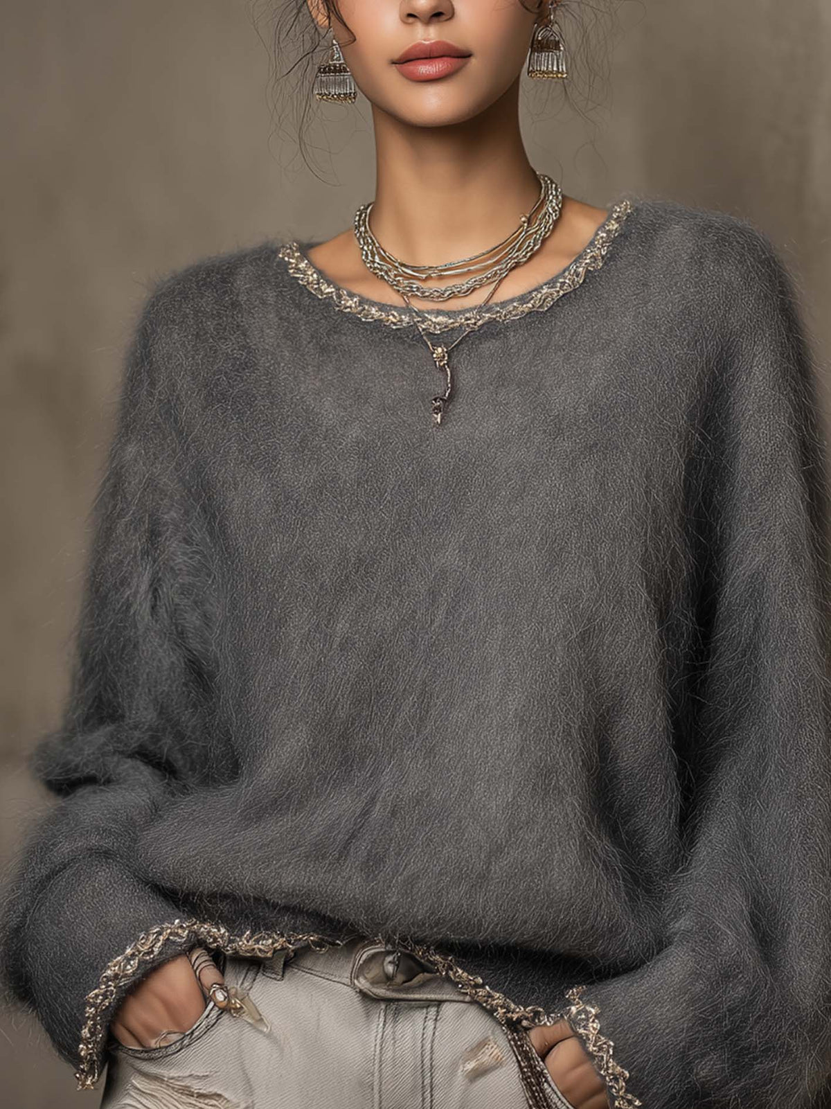 Pull molletonné moka à bordure brillante