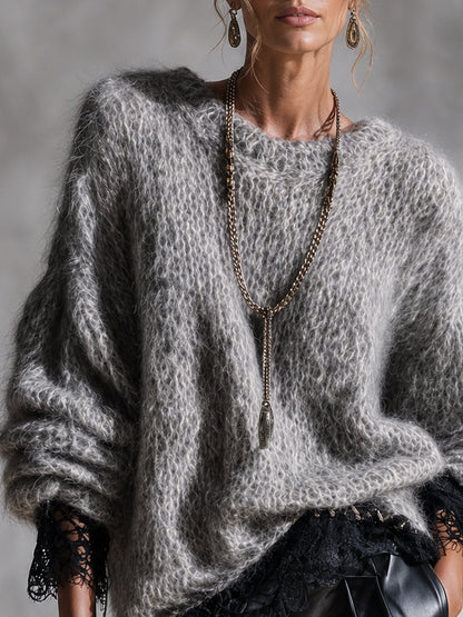 Pull gris en mohair avec dentelle