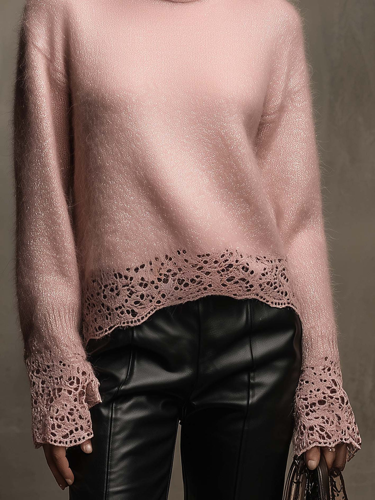 Pull col roulé rose poudré