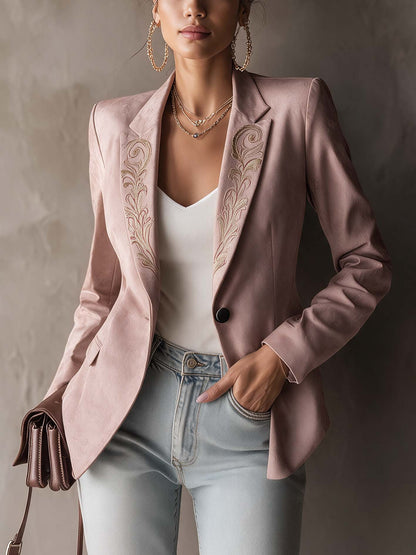 Blazer cintré rose poudré avec broderie