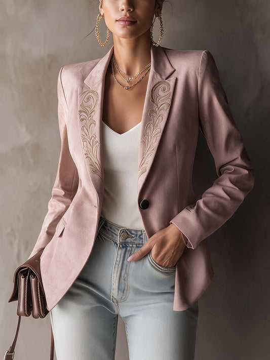 Blazer cintré rose poudré avec broderie