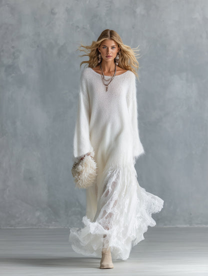 Robe longue blanche avec bas en dentelle
