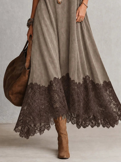 BRUNELLA | Robe Longue Effet Daim avec Bordure en Dentelle - Taupe