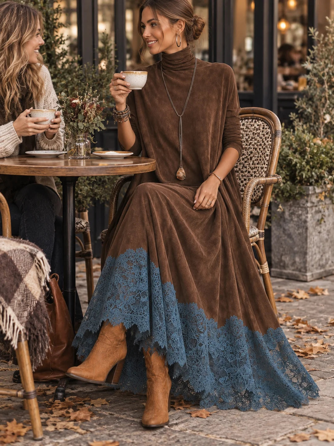 BRUNELLA | Robe Longue Effet Daim avec Bordure en Dentelle