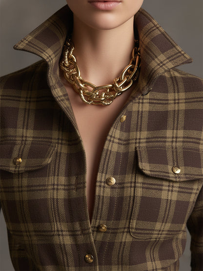 Margaux | Robe longue à revers et carreaux brun rougeâtre, style ethnique rétro