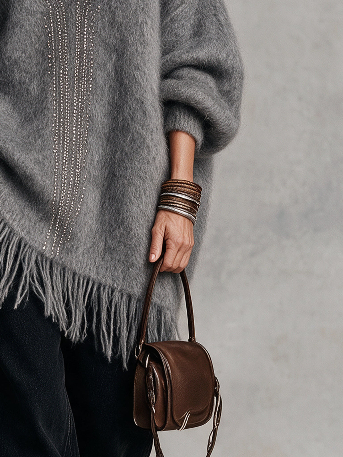 Pull col en V en mohair gris