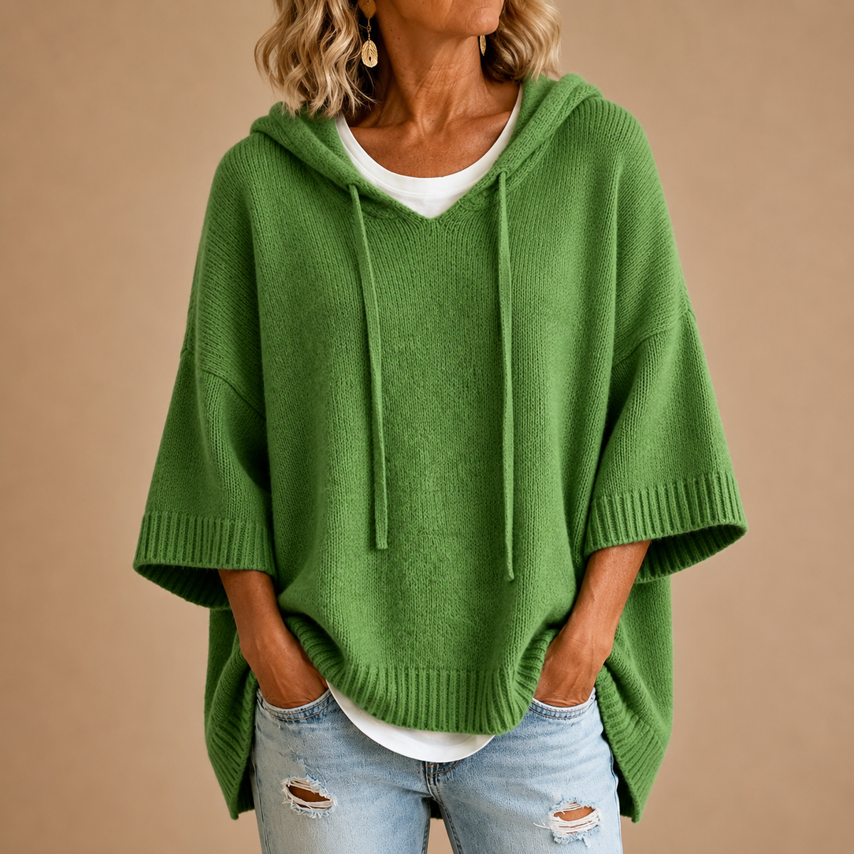 Oriana | Poncho en Maille à Capuche et Manches Trois-Quarts