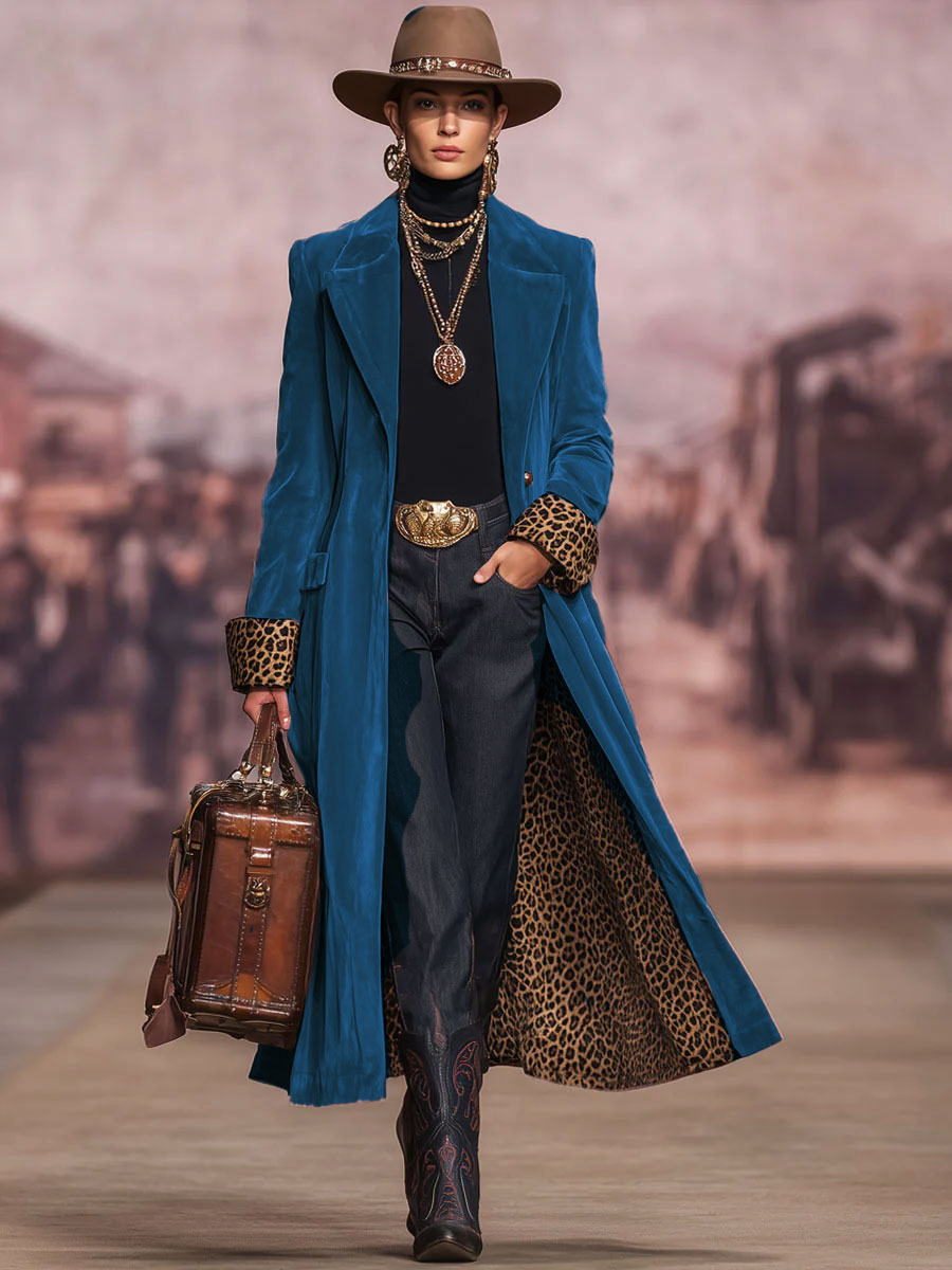 Élodie | Manteau en velours à revers, simple boutonnage et imprimé léopard