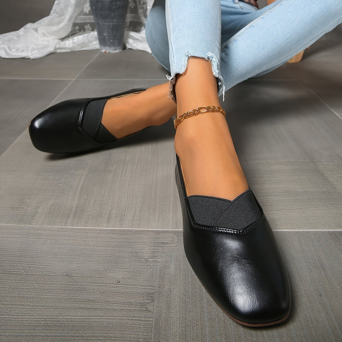 Claire | Ballerines à bout carré et brides croisées
